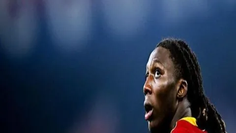 大乐透期号专家推荐分析：穆迪复出再遇重创，生涯级伤病困扰